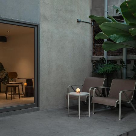 Nidhra Boutique Hotel Bangkok Sukhumvit Zewnętrze zdjęcie