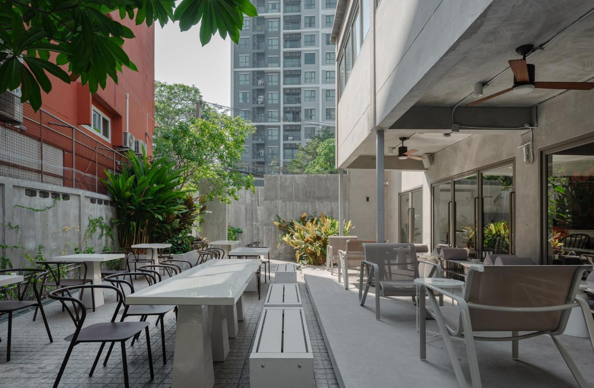 Nidhra Boutique Hotel Bangkok Sukhumvit Zewnętrze zdjęcie