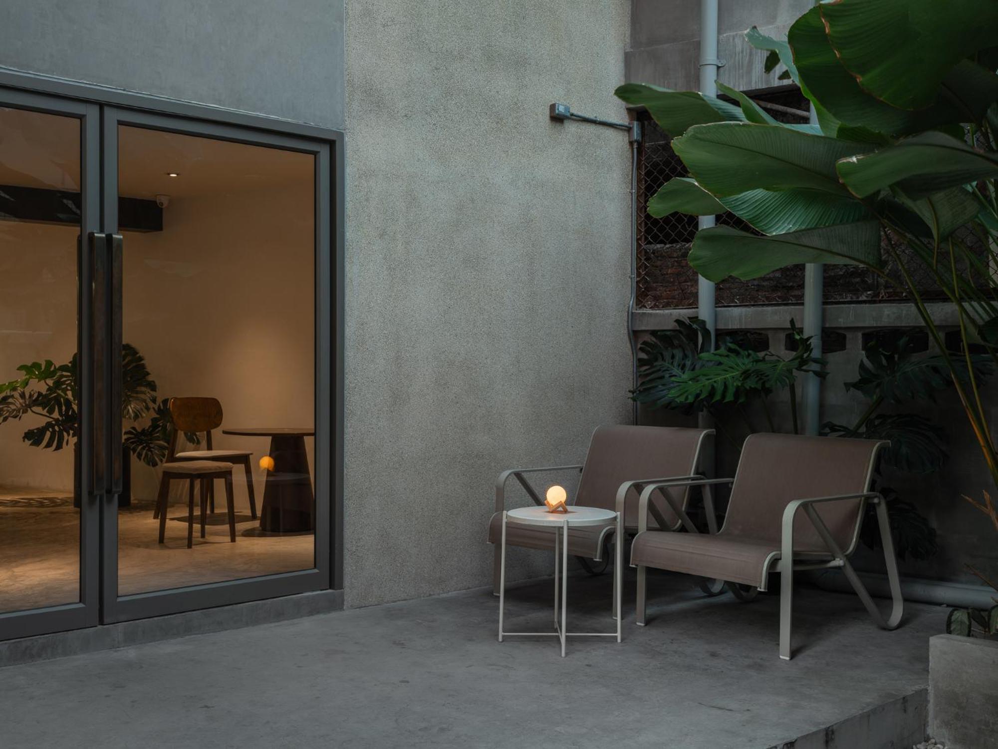 Nidhra Boutique Hotel Bangkok Sukhumvit Zewnętrze zdjęcie